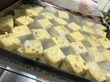 ケララ爆食旅行記2018⑪ ～ インドの絶品スイーツ！Sri Krishna Sweets